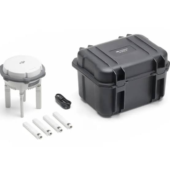 D-RTK 3 Multifunctional Station