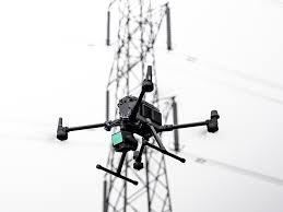 Powerline Inspection During Pre-Dawn Thermal Window